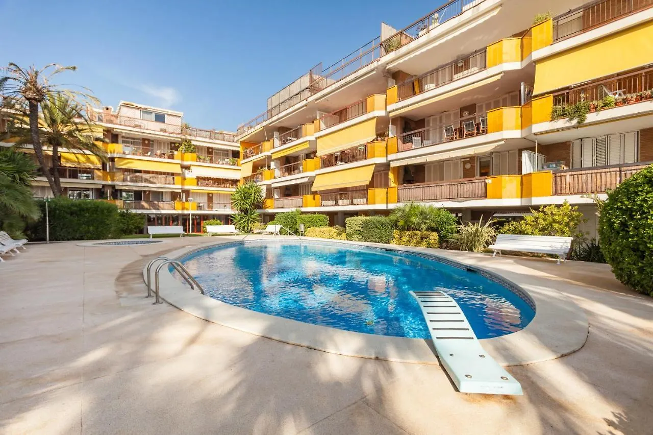 Mersey Be My Guest Castelldefels Hotel